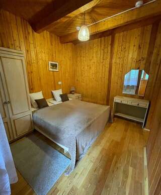 Гостевой дом Банковская дача Архыз Дом целиком на 15 человек-5